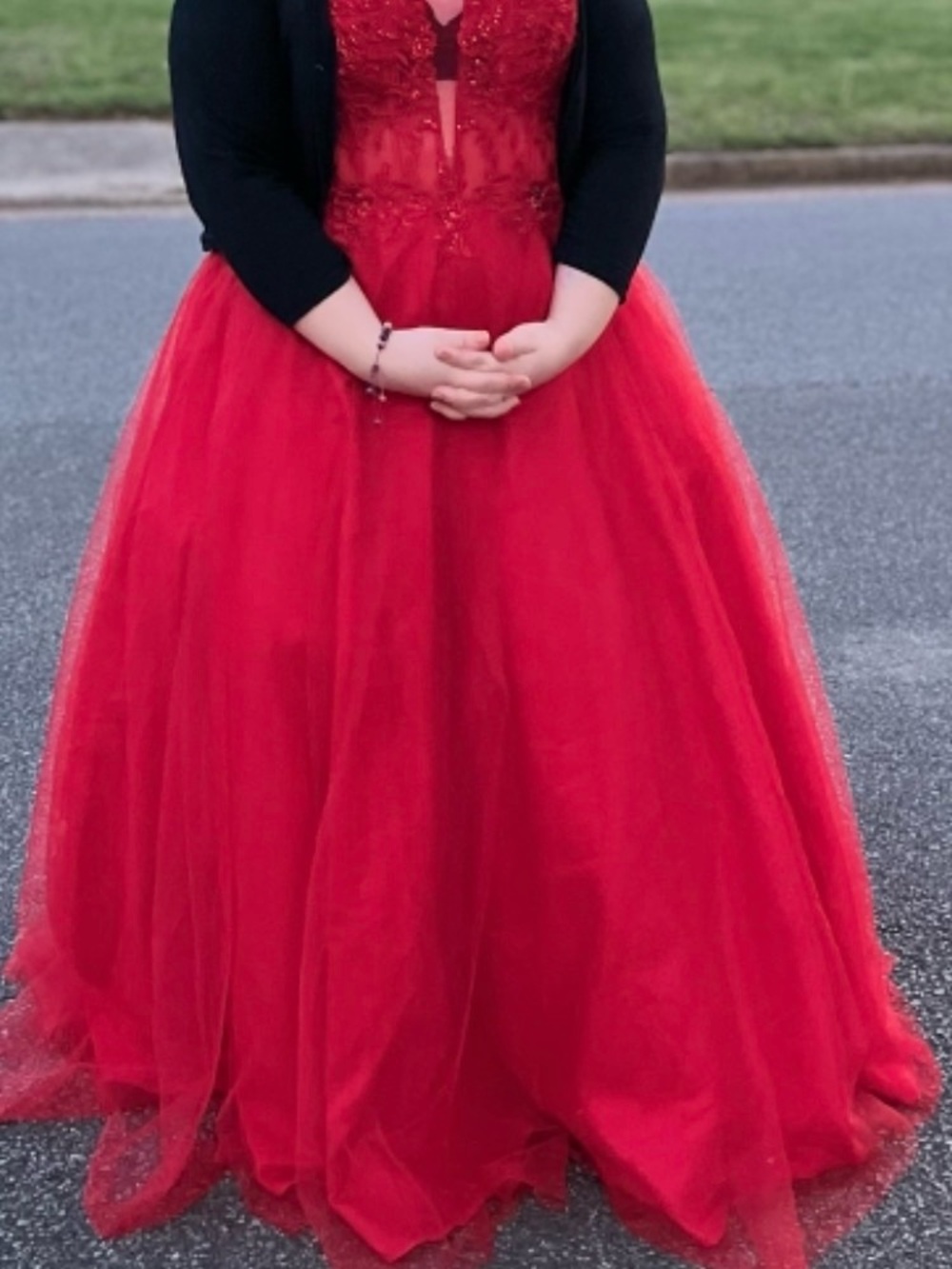 David's Bridal Red Tulle Ball Gown for Girls - Picture 1 of 4
